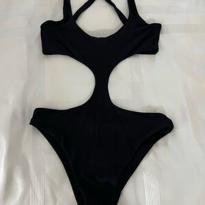Oh Polly Cut out bodysuit